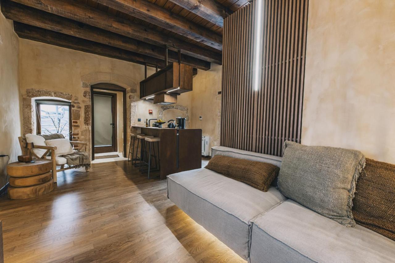 Oniros Residenza Vecchia Aparthotel Chania  Buitenkant foto