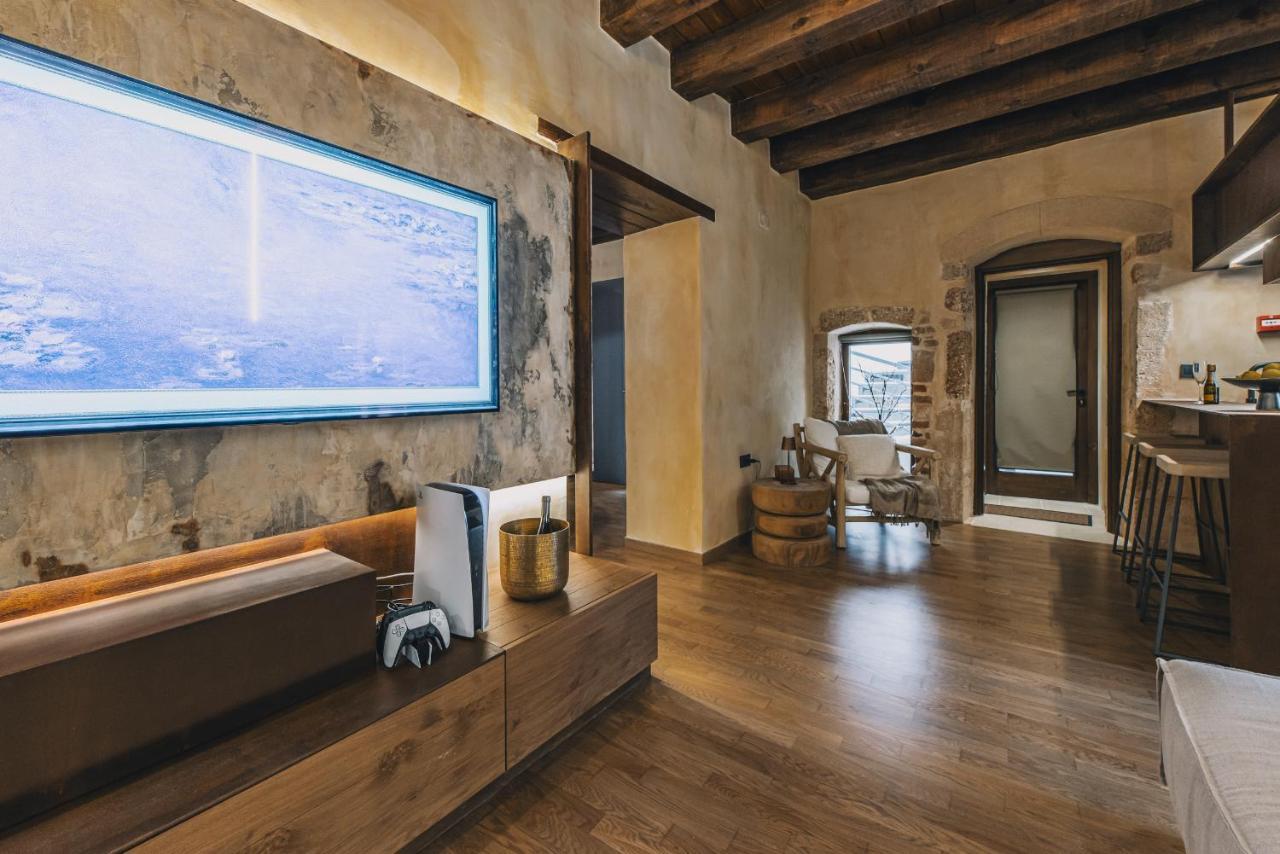 Oniros Residenza Vecchia Aparthotel Chania  Buitenkant foto