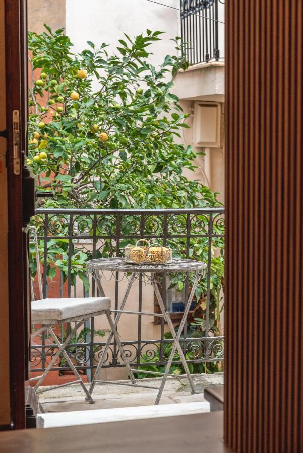 Oniros Residenza Vecchia Aparthotel Chania  Buitenkant foto