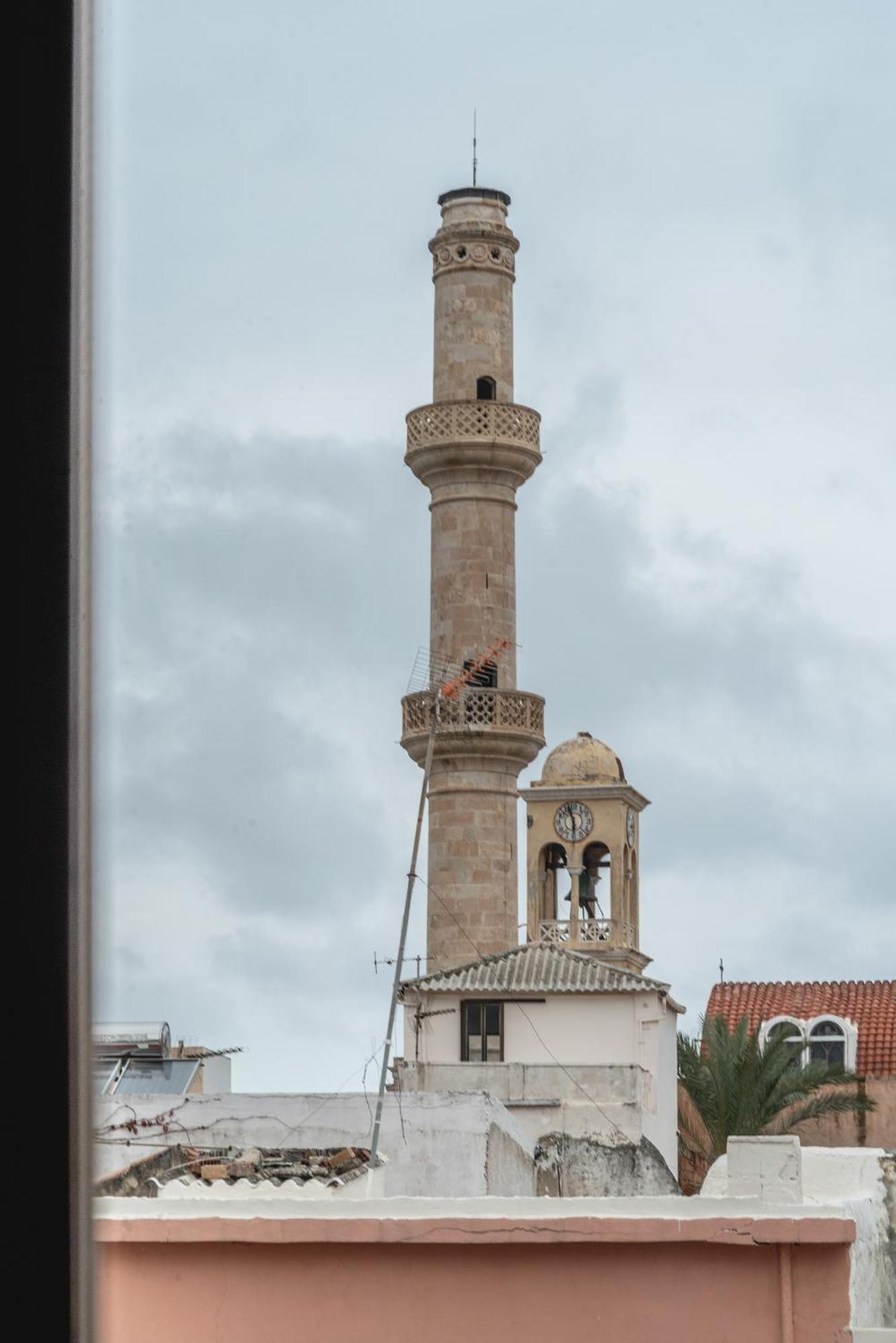 Oniros Residenza Vecchia Aparthotel Chania  Buitenkant foto